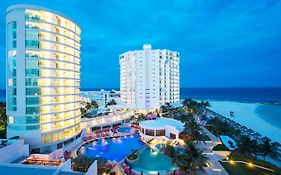 Hotel Krystal Grand Cancun